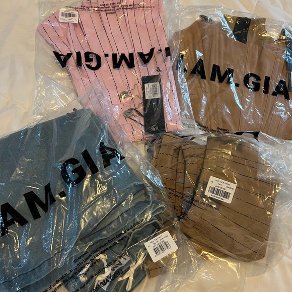 Set ( Skirt & Top ) - Picture 4 of 4